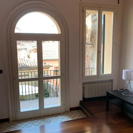 Mazzini Apartman *